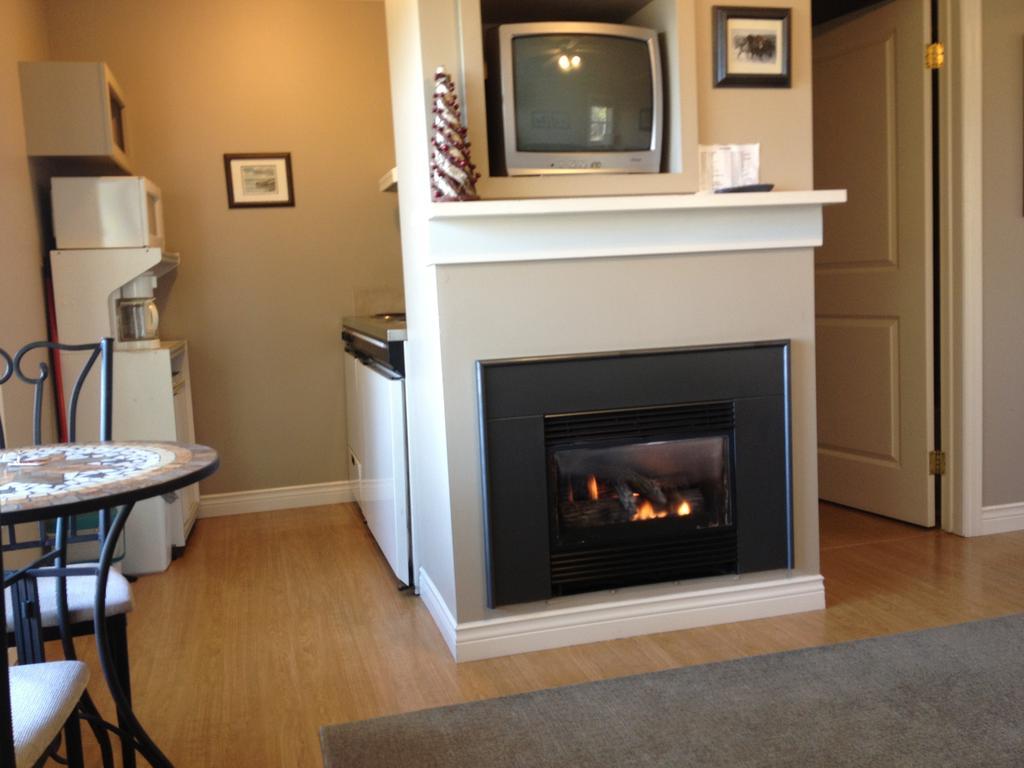 Mcintyre'S Cottages Baddeck Inlet Habitación foto