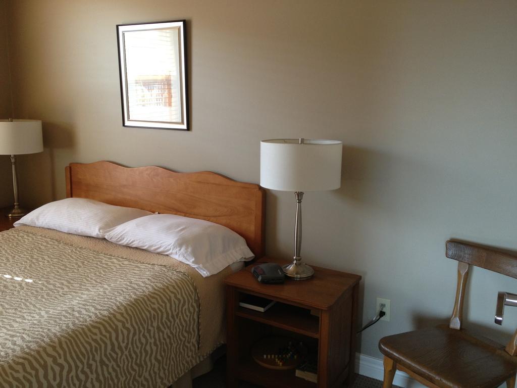 Mcintyre'S Cottages Baddeck Inlet Habitación foto